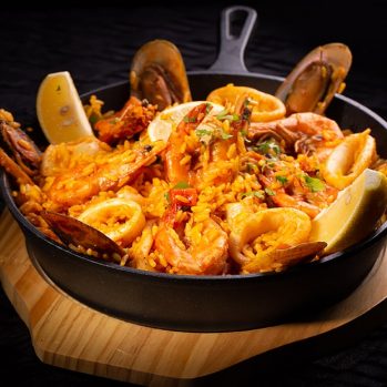 Seafood Paella-min